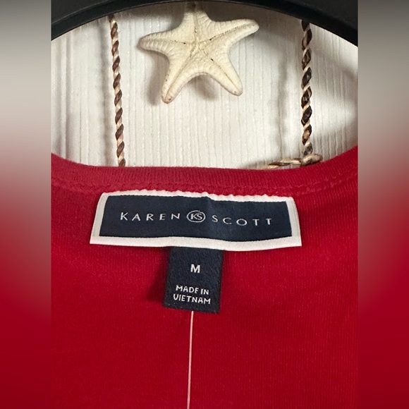 Karen Scott brand new V-neck red top 💖 - Picture 2 of 5